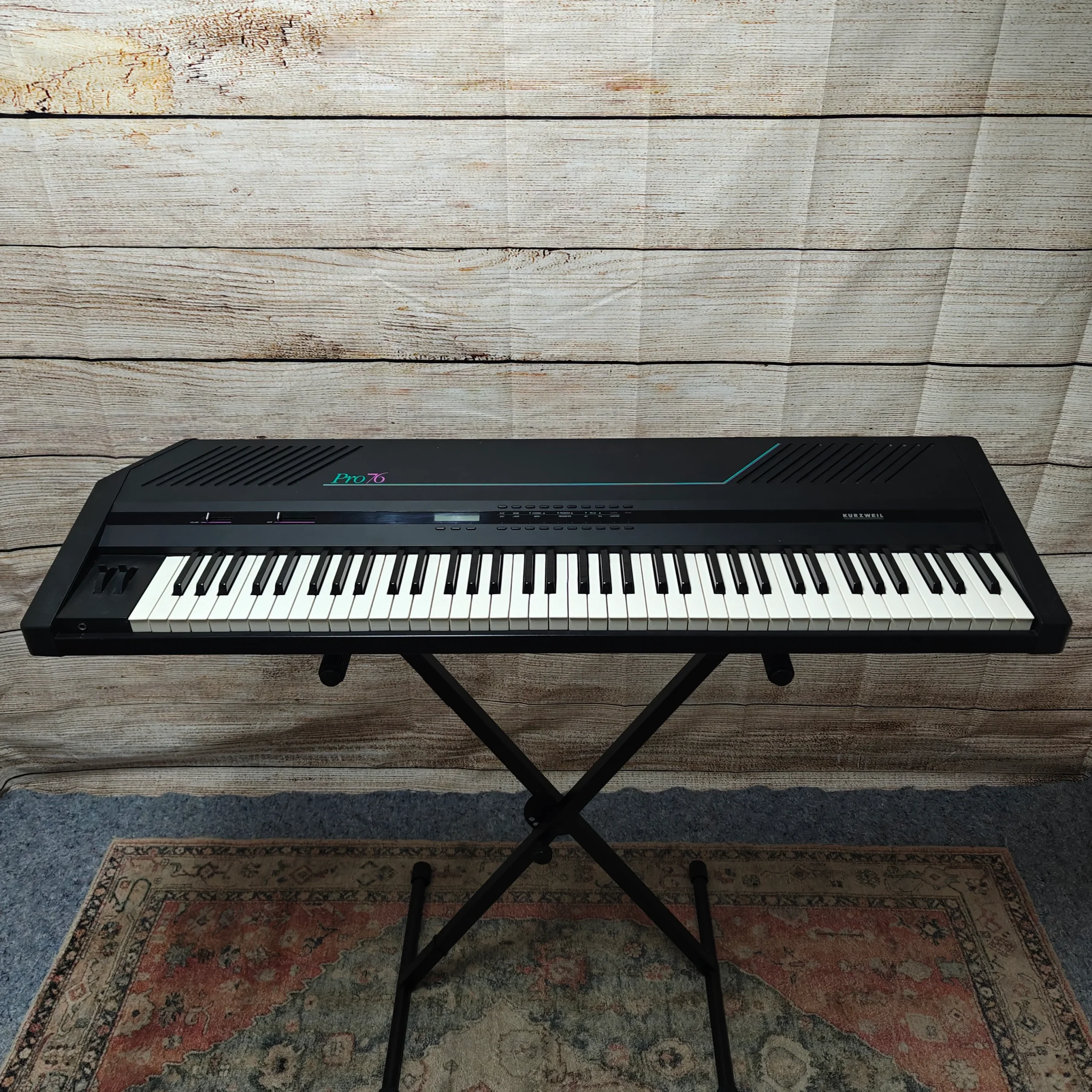 Kurzweil Pro76 Synthesizer