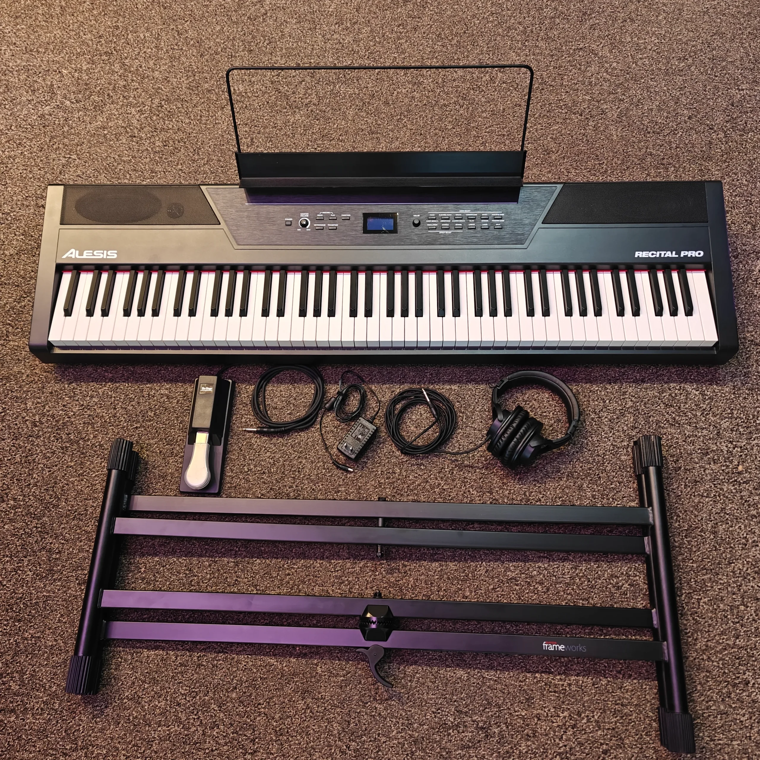 Alesis Recital Pro 88-Key Digital Piano Essential Bundle